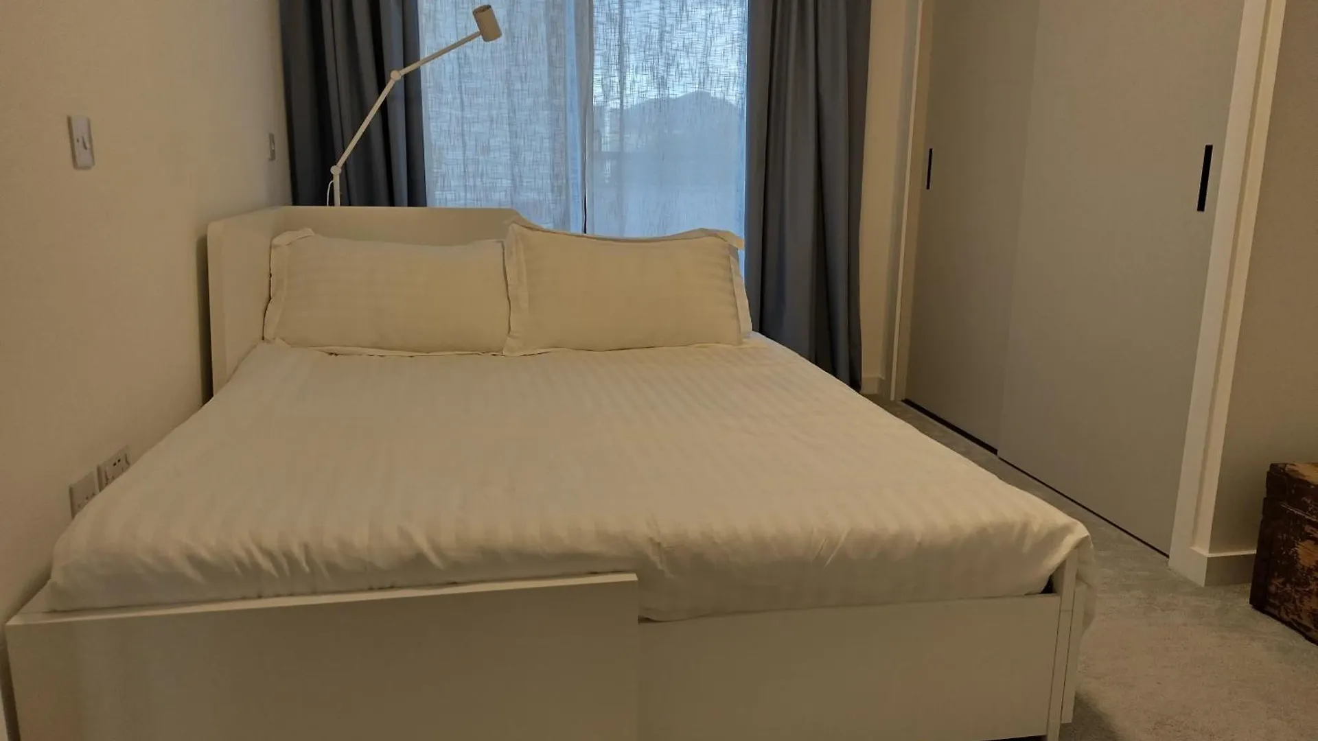 Amazing Apartments Water Of Leith View In Leith Эдинбург