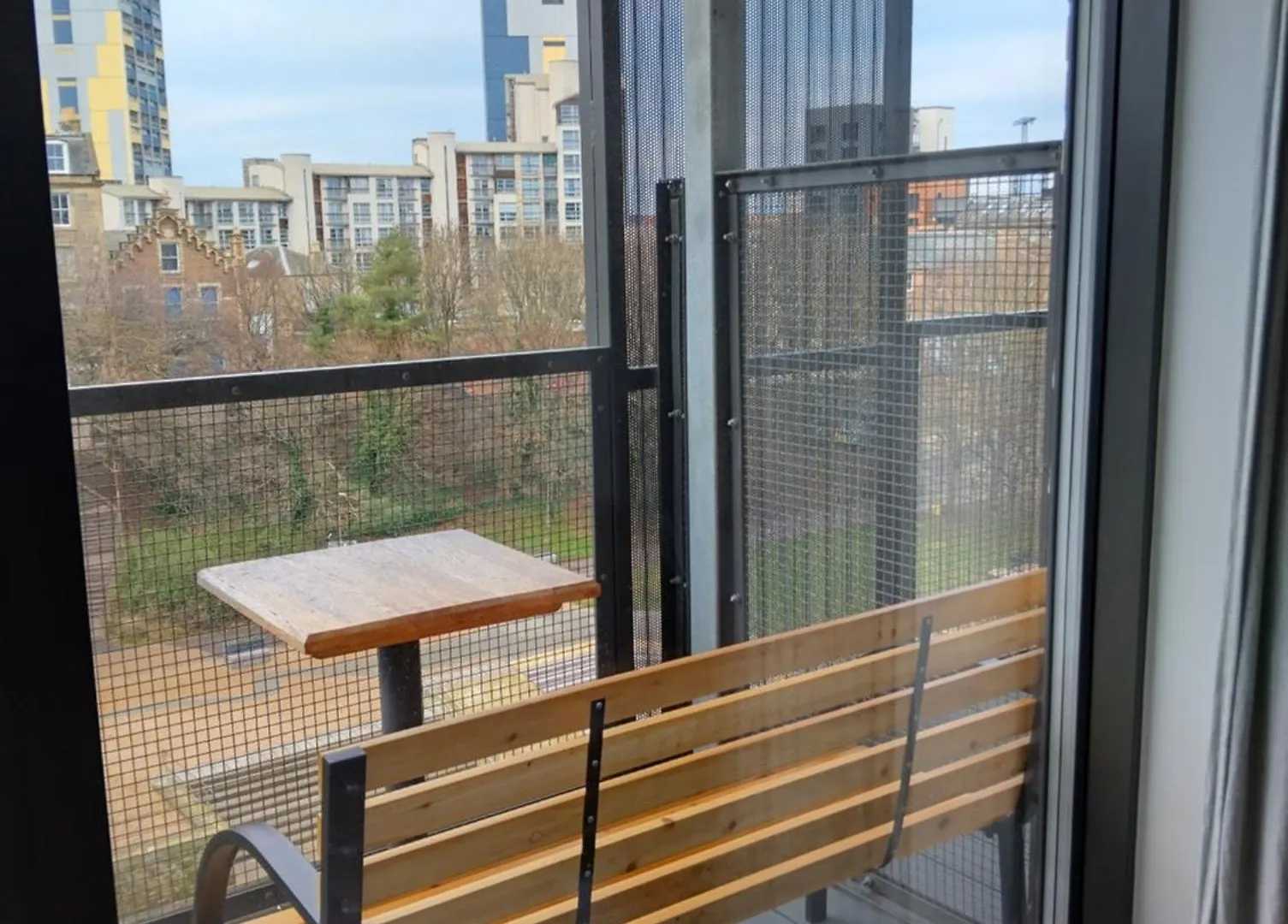 Amazing Apartments Water Of Leith View In Leith Эдинбург